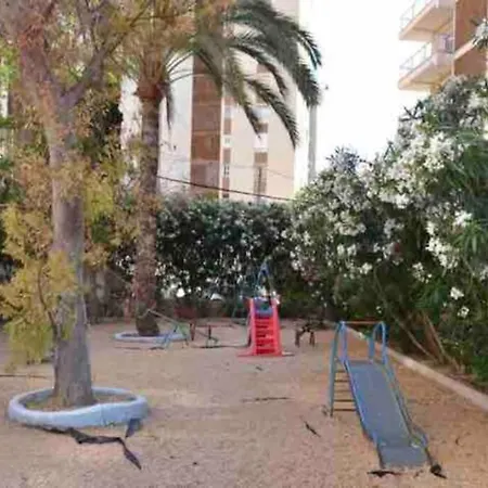 Con Piscina Y Garaje, Playa A 10 Min Appartamento