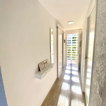 Con Piscina Y Garaje, Playa A 10 Min Appartamento Benidorm