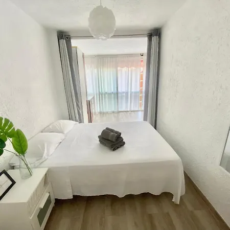 Apartamento Con Piscina Y Garaje, Playa A 10 Min Benidorm