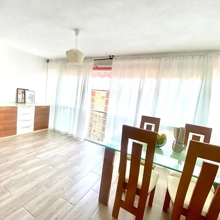 Con Piscina Y Garaje, Playa A 10 Min *